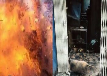 ഗ്യാസ് സിലിണ്ടര്‍ പൊട്ടിത്തെറിച്ച് വന്‍ തീപിടിത്തം; 30ലധികം പേര്‍ക്ക് പൊള്ളല്‍, 10 പേരുടെ നില ഗുരുതരം