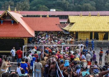 ശബരിമലയിൽ മണ്ഡല പൂജ ഇന്ന്; നടവരവ് 222.99 കോടി രൂപ