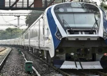കുതിച്ച് പായാന്‍ വന്ദേ ഭാരത് എക്‌സ്പ്രസ്: ഉദ്ഘാടനം ഇന്ന്