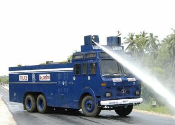 12,000 ലിറ്റർ വെള്ളം കുടിക്കുന്ന കേരള പോലീസിന്റെ വജ്രായുധം