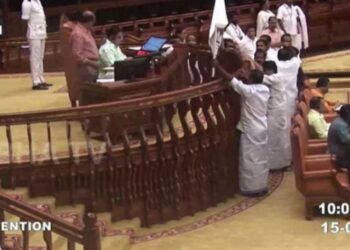 നിയമസഭാ സംഘര്‍ഷക്കേസ്; നടപടികൾ വേഗത്തിലാക്കാൻ പൊലീസ്, തെളിവ് ശേഖരിക്കാൻ അനുമതി തേടി