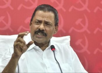 ഐസക്കും കടകംപള്ളിയും സ്വപ്‌നയ്‌ക്കെതിരെ കേസ് കൊടുക്കട്ടെ,മുഖ്യമന്ത്രിക്ക് വേറെ പണിയുണ്ട്- ഗോവിന്ദന്‍