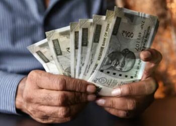 സംസ്ഥാനത്തിന് ആശാസം; കേന്ദ്രത്തിൽ നിന്ന് 4000 കോടി എത്തി; ശമ്പളവും പെൻഷനും ഉടൻ