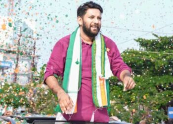 ഇനി ആർക്കും ഇത് സംഭവിക്കരുത്; കെ കെ ശൈലജക്കെതിരെ പരാതി നൽകാനൊരുങ്ങി ഷാഫി പറമ്പിൽ