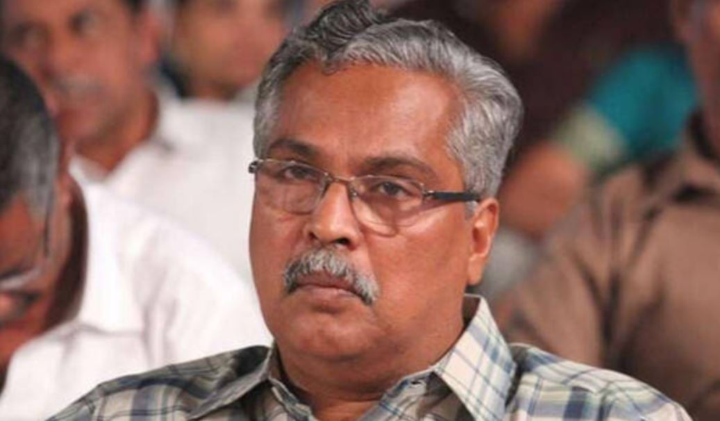 binoy viswam against congress and bjp