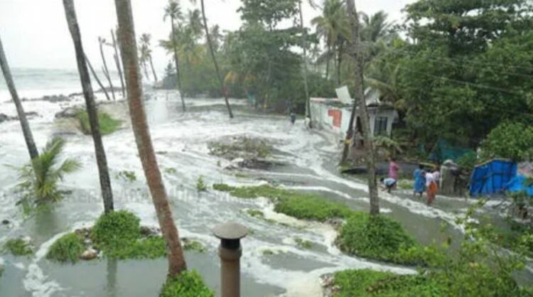 Flood warning issued in Kerala